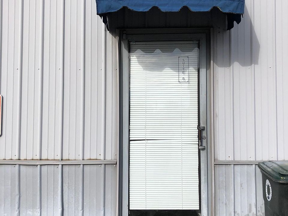 Suite B Entrance - Opens to outside of building