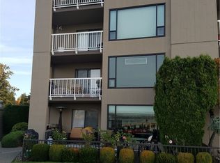 9717 NE Juanita Dr #103A, Kirkland, WA 98034