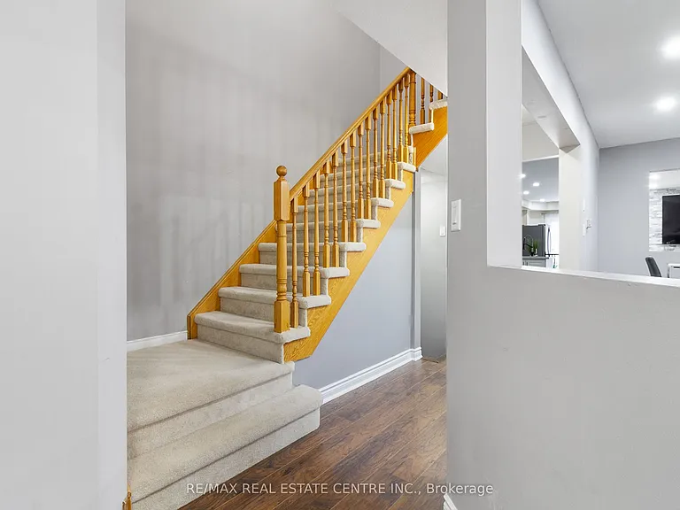 334 Perry Rd — Photo 5