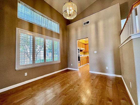 4th image of 3730 Armour Ct