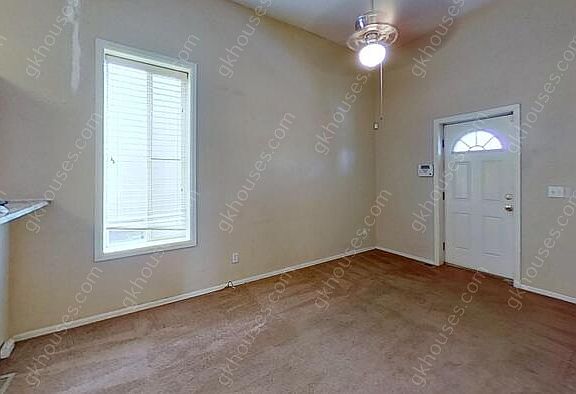 5th image of 1910 E 36th Ave
