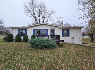56 S Harrison St, Kingston, MO 64650
