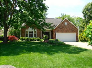2200 Robleigh Dr, Dayton, OH 45459
