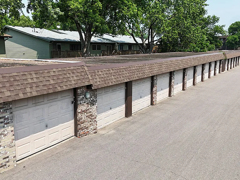 Rentable Garages