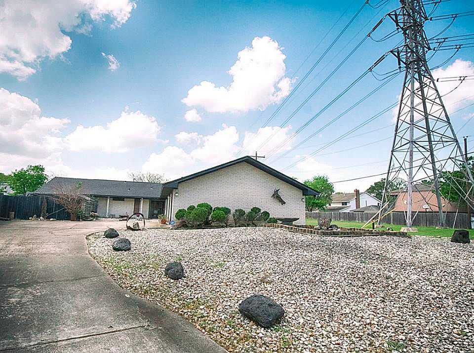 1st image of 5211 Peach Creek Dr