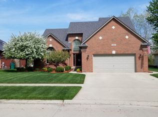 54826 Congaree Dr, Macomb, MI 48042