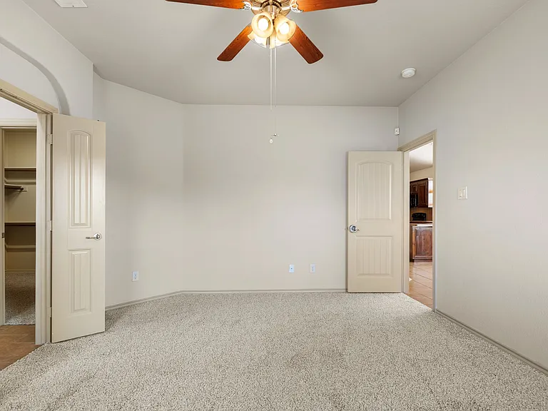 3124 Buckthorn Ln — Photo 7