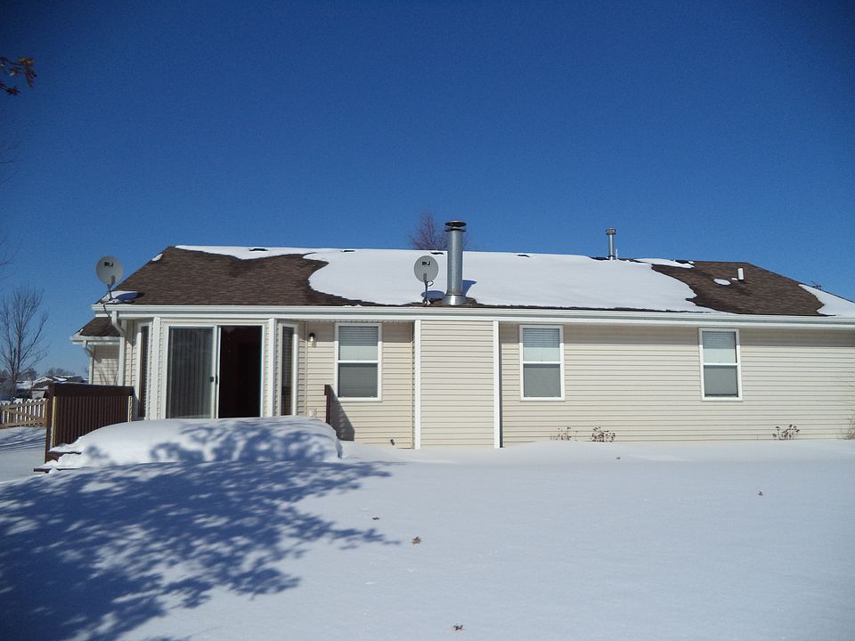 1st image of 604 Byrnes Dr
