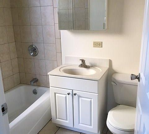 3rd image of 83 Morgan St #1H