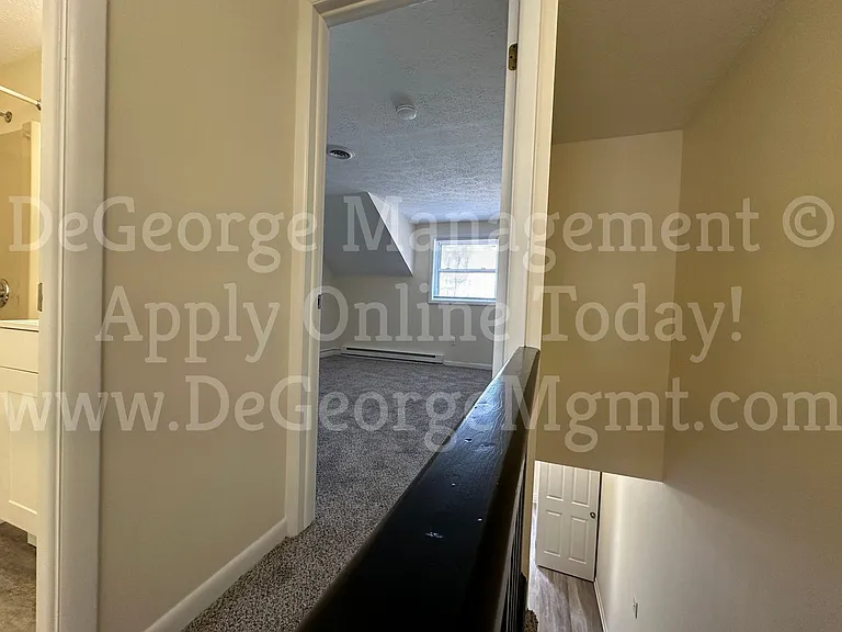 305 1/2 Madison St — Photo 36