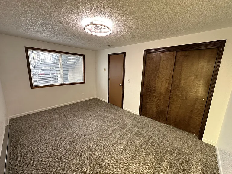 1821 Peach Tree Ln — Photo 14