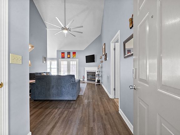 4th image of 1200 Riverwood Pl APT 19