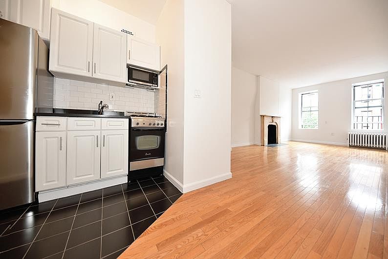 1st image of 50 W 8th St APT 3B