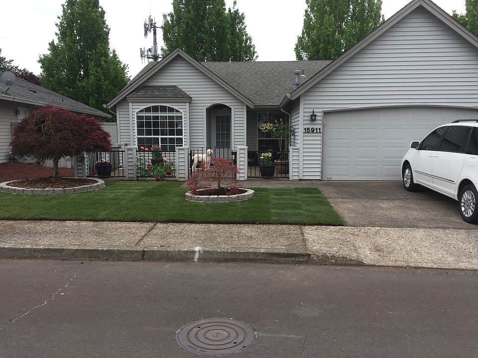 1st image of 15911 SE 35th St