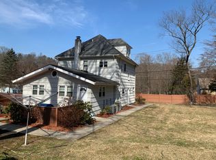 2 Young St #BASEMENT, Cortlandt Manor, NY 10567