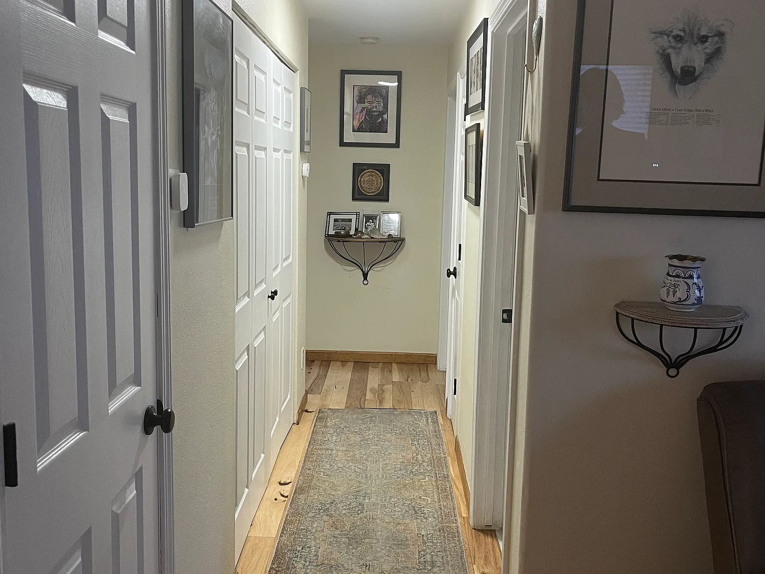 2 bed, 975 sqft, $2,700 — Photo 4