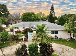 1826 Greenhill Dr, Clearwater, FL 33755