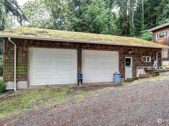 4th image of 1809 W Lake Sammamish Parkway SE