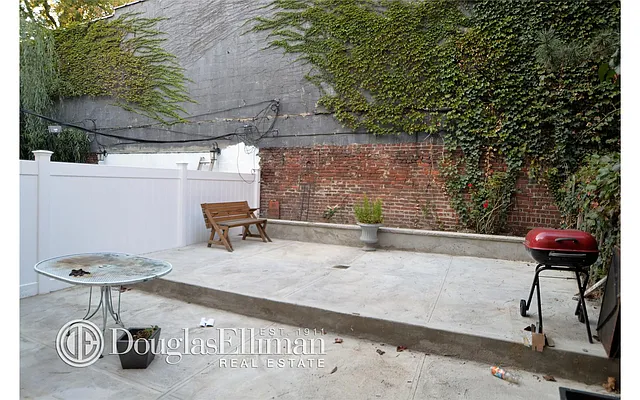 Rented by Douglas Elliman | media 11