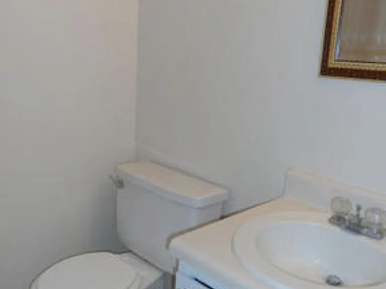 263K Brooks St SE — Photo 8