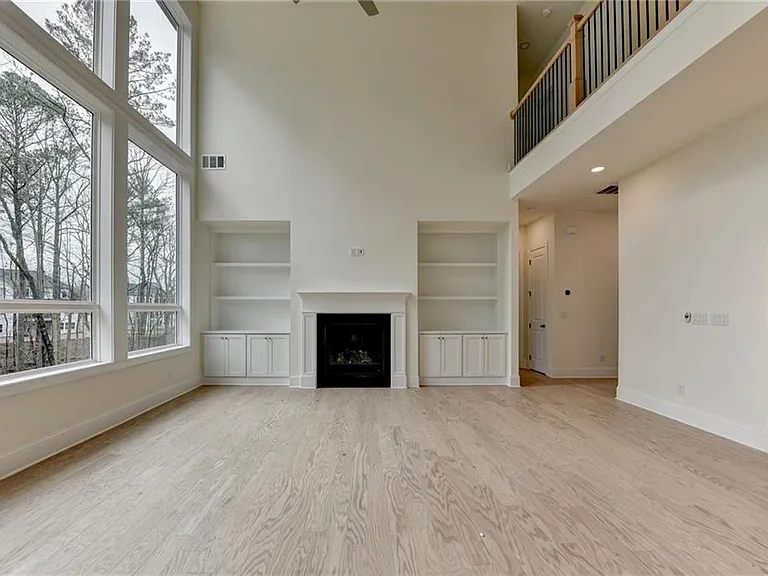 2471 Stewart Rd — Photo 38