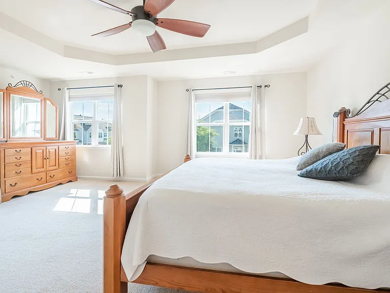 8329 Yaxley Hall Dr — Photo 7