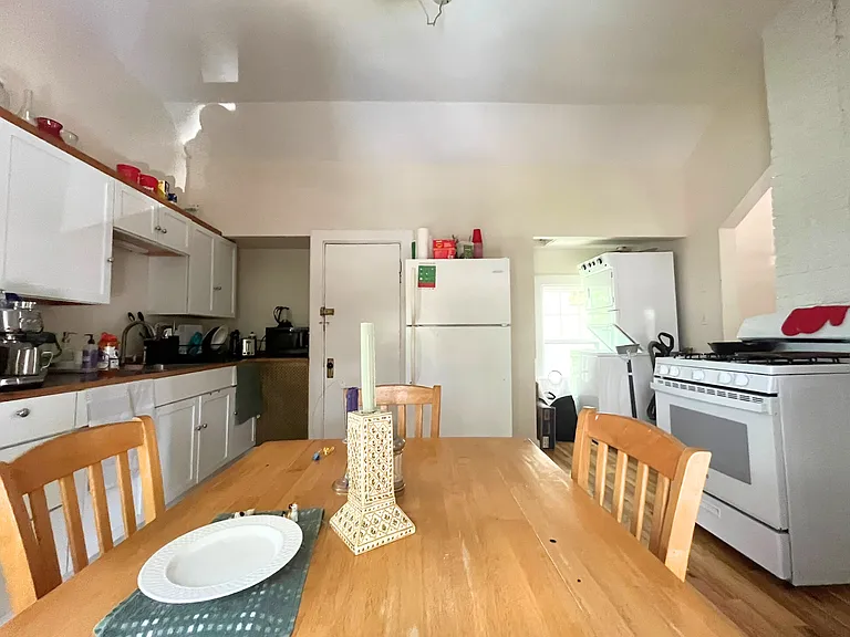 269 Lamartine St #2 — Photo 10