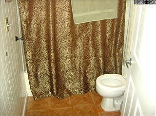 4th image of 235 Luary Dr