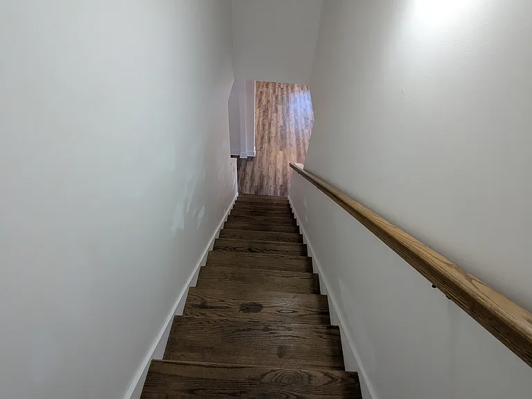 516 Trade St — Photo 14