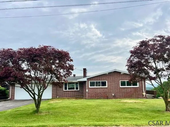 142 Hilltop Dr #28, Davidsville, PA 15928