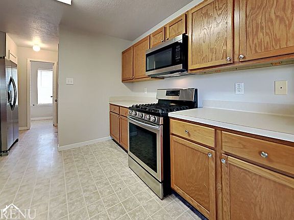 2nd image of 21906 Willow Shade Ln