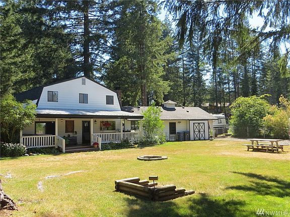 4th image of 40 E Park Ln