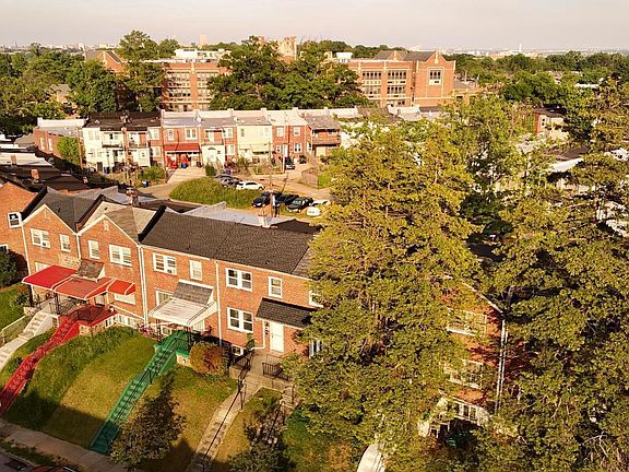 2nd image of 41 N Kossuth St