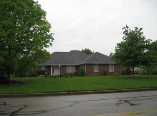 1615 Gregory Ln, Jasper, IN 47546