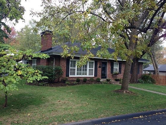 1st image of 824 Yosemite Dr