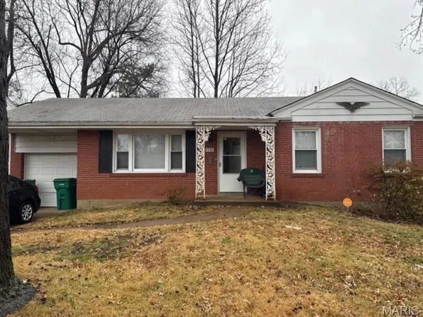 9350 Duenke Dr, Saint Louis, MO 63137
