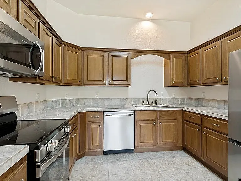 1514 Mooreshill Dr — Photo 14