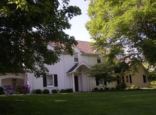 2625 Fair Oaks Ln, Cincinnati, OH 45237