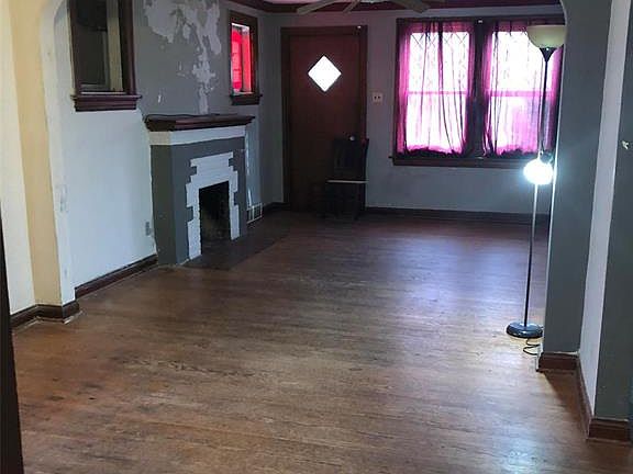 5th image of 2503 Louis Ave