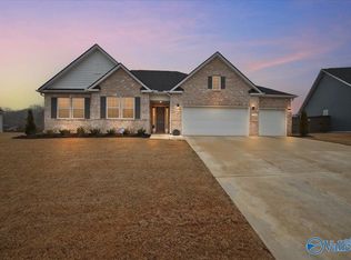 150 Jude Ln, Hazel Green, AL 35750