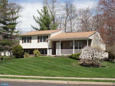 2700 Valley Woods Rd, Hatfield, PA, 19440