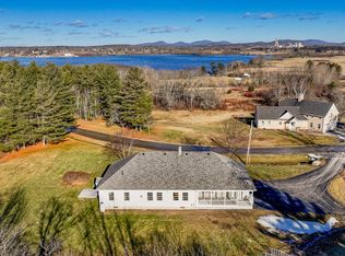 26 Sylvias Way, South Thomaston, ME 04858