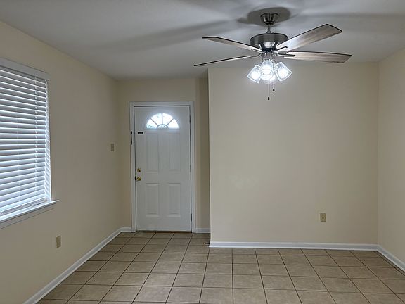 3rd image of 1253 Carrollton Ave