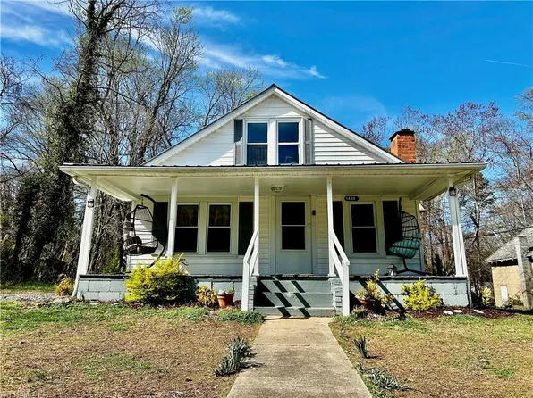 1408 Essex Pl SW, Lenoir, NC 28645