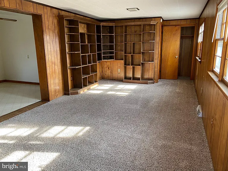 105 Fay St — Photo 17