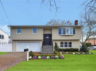 359 Clarke Ave, Staten Island, NY 10306