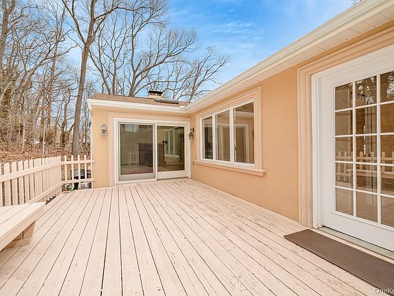 5th image of 263 N Country Road