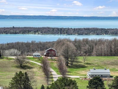 4133 Shadynook Rd, Central Lake, MI, 49622