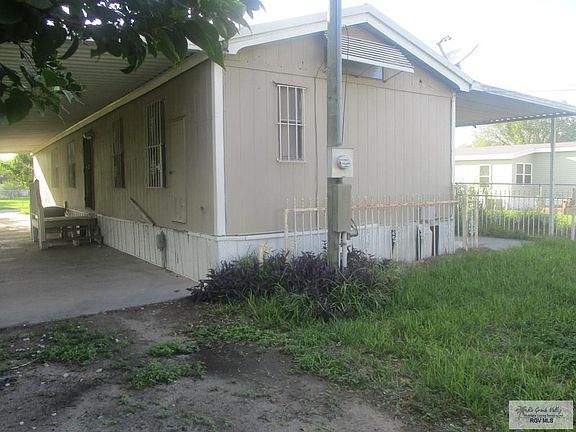 3rd image of 25935 Birch St
