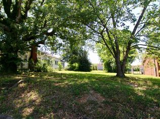2118 McCroskey Ave, Knoxville, TN 37917